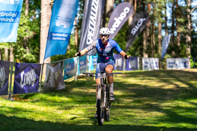Dviračių maratonų taurės etape Ignalinoje pergales iškovojo Jurkevičius ir Andrašiūnienė