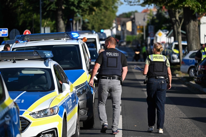 Smurtinis incidentas mokykloje netoli Berlyno: žuvo 18-metė moksleivė ir 30-metis vyras