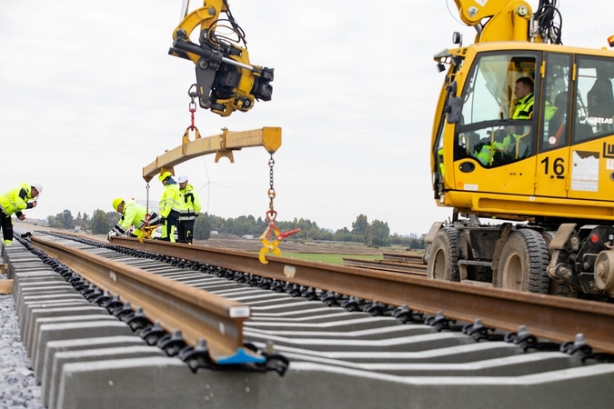Turi klausimų ministrui dėl rangovų ieškinių „LTG Infrai“ 