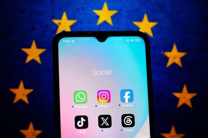 Ministerija ragina palaukti ES iniciatyvų dėl socialinių tinklų ribojimo nepilnamečiams