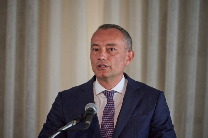 Nikolajus Mladenovas