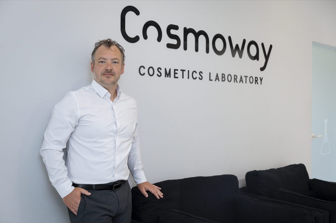 Cosmoway“ vadovas Ž. Dubosas: prisijungęs prie „Cosmoway“ žmogus ne tik atlieka savo darbą – jis kartu su komanda kuria Lietuvos kosmetikos istoriją 