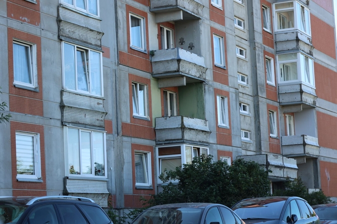 Skundėsi: Lūžų gatvės gyventojai tvirtino jau keletą metų girdintys iš buto sklindančius šauksmus.
