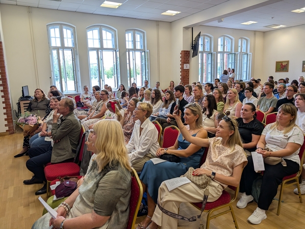 Kursai: KU Lietuvių kalbos ir kultūros vasaros akademiją užbaigė dalyviai iš 30 pasaulio šalių.