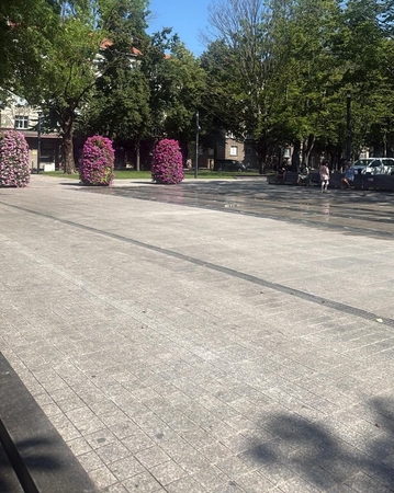 Nesklandumai: po audros klaipėdiečiams kilo klausimas dėl muzikinio Dangės skvero fontano – paaiškėjo, kad šiuo metu jis neveikia.