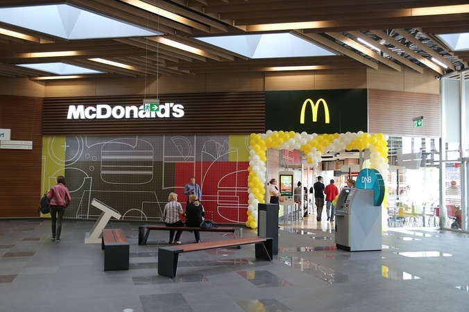 Įvertino restoranų ir kavinių apyvartą: lyderiai – „McDonald‘s“, „Hesburger“?