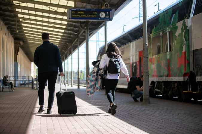 Įspėja: gali vėluoti traukiniai