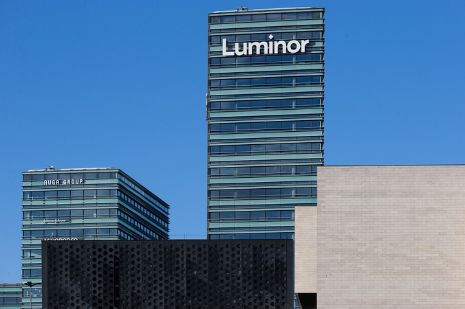 „Luminor“ pelnas smuko penktadaliu iki 72 mln. eurų 