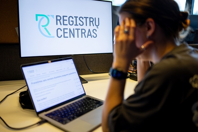 Notarų rūmai piktinasi: problemos tęsiasi
