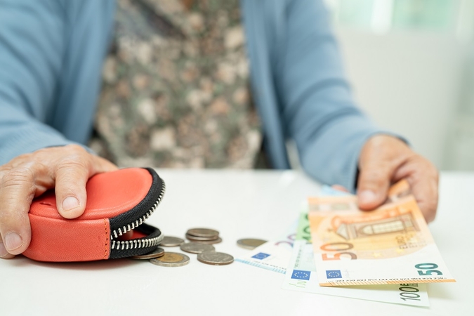 Ruginienė: vieni gauna visai solidžią valstybinę pensiją, kiti – visiškas ašaras
