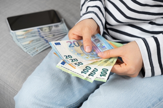Izgorodinas: klaidinga bus teigti, kad ekonomiką į viršų temps tik pensijų reforma