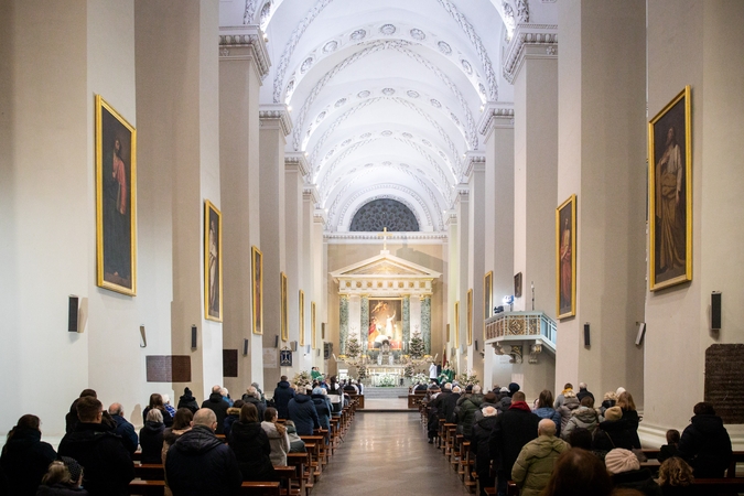 Kunigų skandalų šešėlyje – skaudūs prisipažinimai