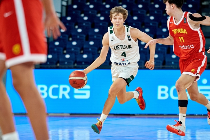 Arti stebuklo buvę 16-mečiai Europos čempionate liko be medalių