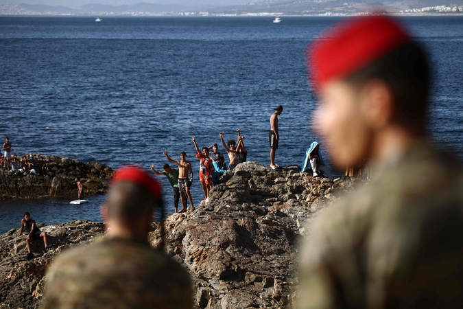 Seutoje dar gali būti keli tūkstančiai migrantų