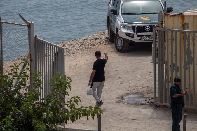 Marokas įspėja dėl naujo migrantų antplūdžio į Seutą
