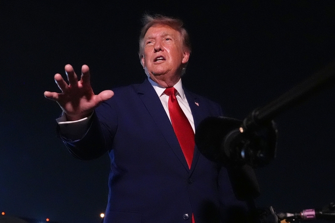 Teismas: Trumpas gali panaikinti muitų išimtį mažoms siuntoms