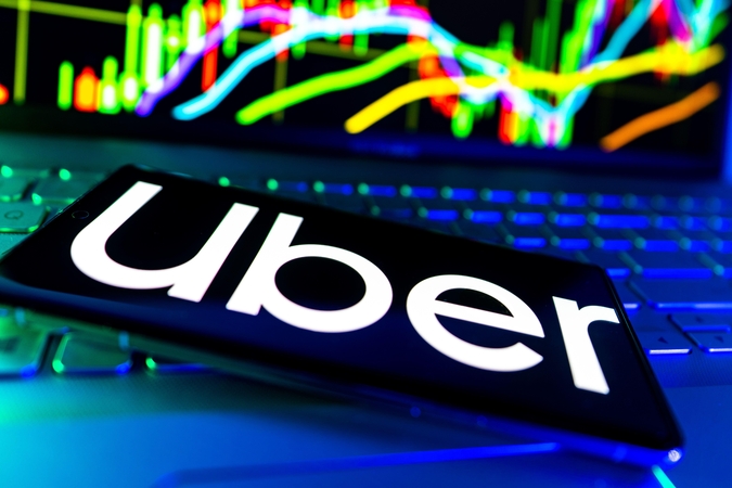 Istorinis momentas: „Uber“ pradeda teikti pirmąsias robotaksi paslaugas Europoje
