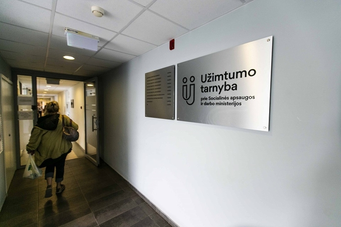 Žiemelio grupei priklausanti „Jetms Interiors“ atleidžia visus darbuotojus