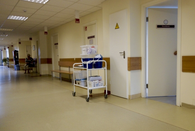 Vyriausybė žada spręsti eilių pas gydytojus problemą: užsibrėžė tikslą
