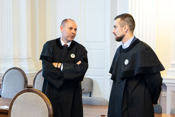 Vladimiro Antonovo bylos nagrinėjimas