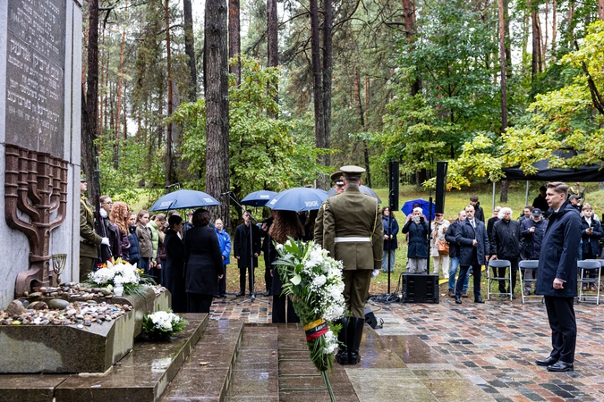 Šalies vadovai pagerbė žydų genocido aukas: turime kurti Lietuvą, kurioje nė vienam nereikėtų bijoti