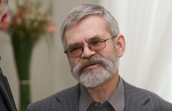 V. Braziūnas.