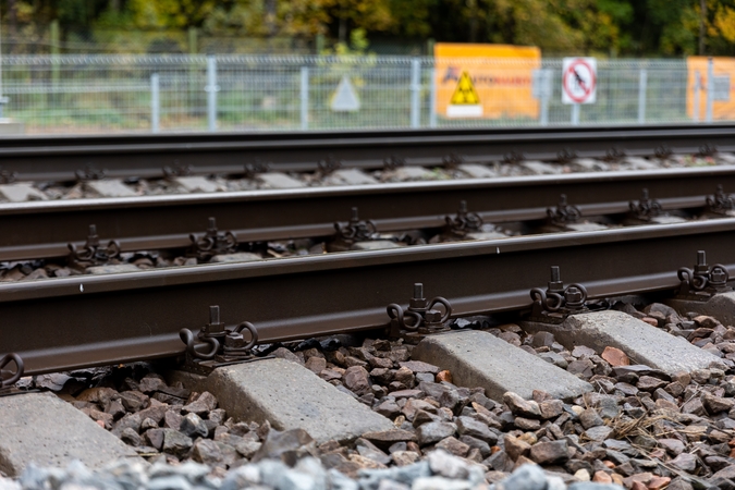 RRT: geležinkeliais keliauja daugiau keleivių, tačiau krovinių vežimas mažėja