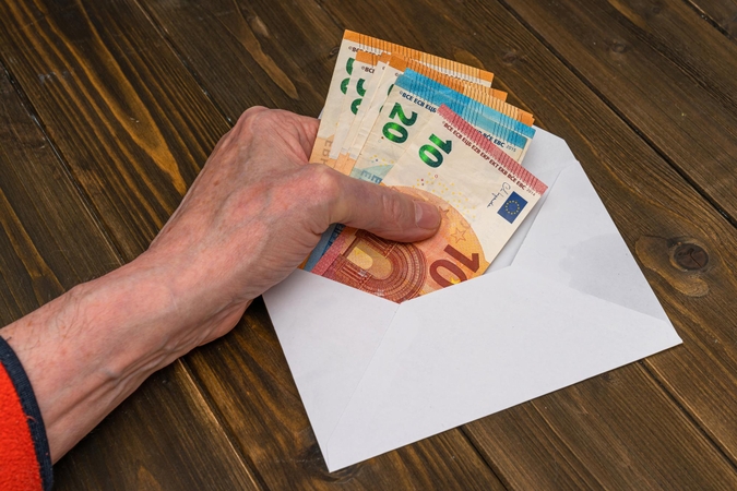 Dėl galimo mokesčių slėpimo mėsos sektoriuje atliktos 39 kratos: apklausti 28 asmenys