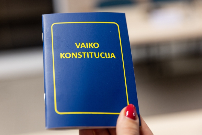 Rugsėjį daugiau nei 28 tūkst. šalies pirmokų pasieks Vaiko konstitucijos