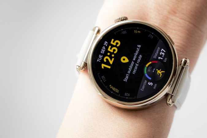 HUAWEI WATCH GT 7 išbandymas: laikrodis, kurio galimybes supranti tik pradėjęs jį nešioti