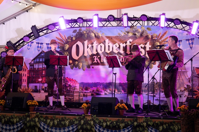 Klaipėdos piliavietėje prasidėjo festivalis „Oktoberfest“