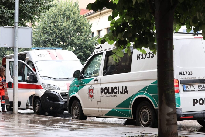 Prie daugiabučio išvydo kraupų vaizdą