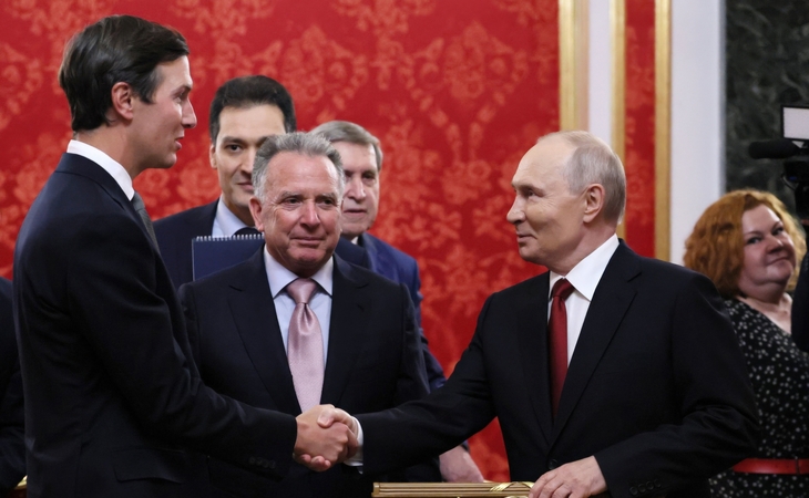 JAV pasiuntiniai su Vladimiru Putinu aptarė planus Ukrainai