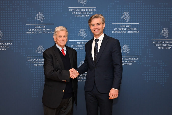 Johnas Coale'as (kairėje) ir Kęstutis Budrys