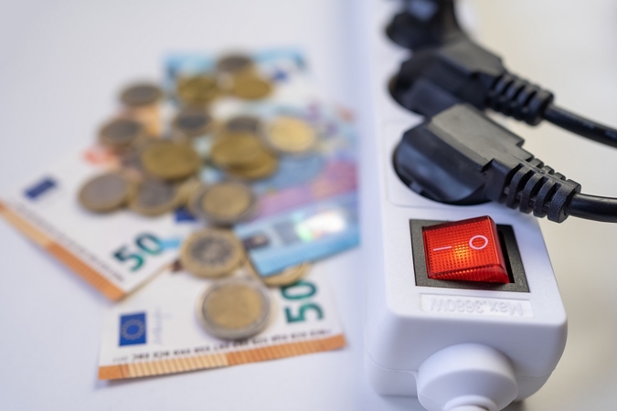 „Elektrum Lietuva“: rugsėjį elektros kainos mažėjimo nesitikima
