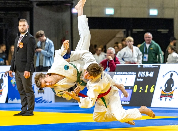 Varžovai: ant Kauno sporto halės tatamių nestigo efektingų kovos epizodų.