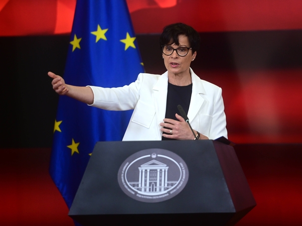 Aukšta ES pareigūnė atšaukia vizitą į Serbiją dėl karo nusikaltėlio šlovinimo