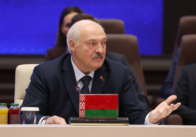 Lukašenka: neketiname pulti kaimynų, tai būtų tolygu mirčiai