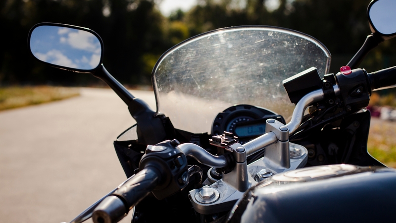 Motociklą nusipirkti norėjęs jaunuolis liko ir be pirkinio, ir be pinigų