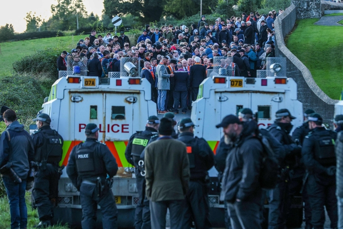 Šiaurės Airijoje – seniai nematytas įtampos tarp katalikų ir protestantų lygis