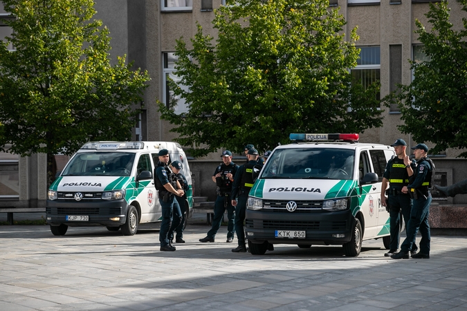 Policija: dingusi 12-metė atsirado