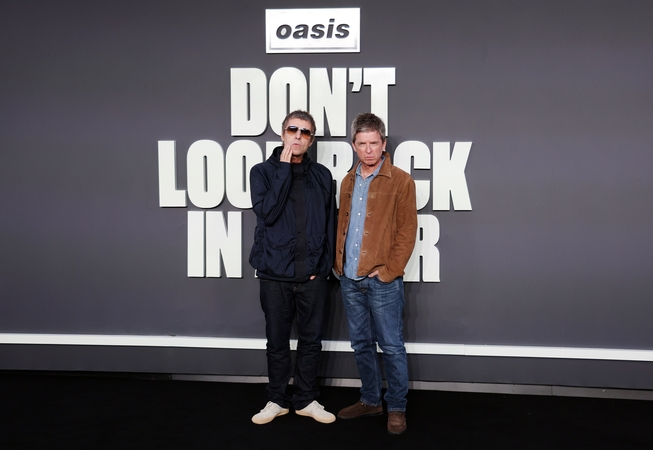 Kultinė britų grupė „Oasis“ paskelbė apie 2027 m. įvyksiančias naujas pasaulines gastroles