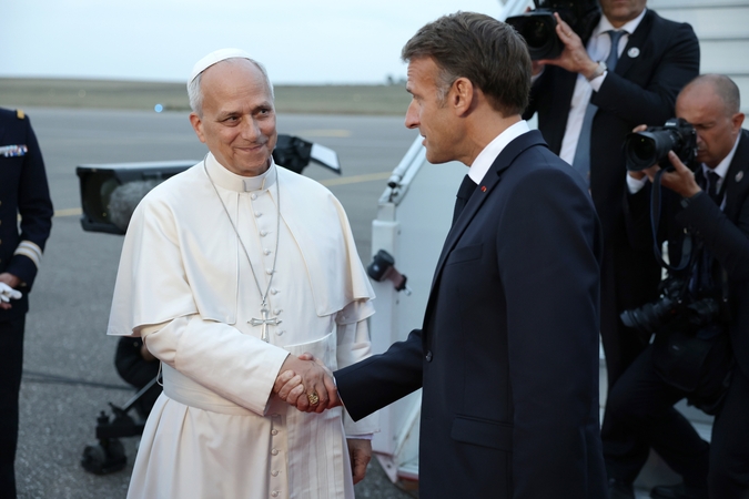 Popiežius išvyko iš Prancūzijos po istorinio keturių dienų vizito