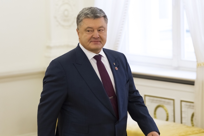 Porošenka perspėja apie besikeičiančią karo specifiką: tankų mums apskritai nebereikia