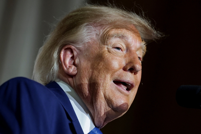 Donaldas Trumpas palaikė idėją švelninti sankcijas Rusijai mainais į politinių kalinių paleidimą 
