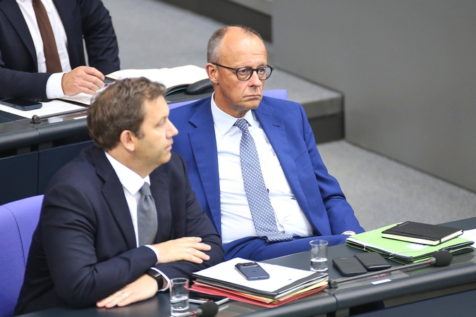 Vokietijoje AfD pateikė skundą prieš Friedrichą Merzą dėl kaltinimų etninio valymo skatinimu