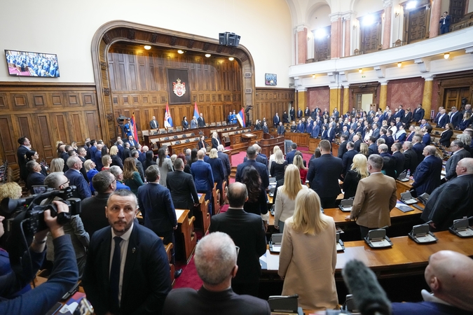 Serbija imasi veiksmų paleisti parlamentą ir surengti pirmalaikius rinkimus