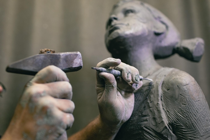 Pristatoma knyga „Skulptorius Juozas Lebednykas“: nuo paminklų iki mažosios plastikos