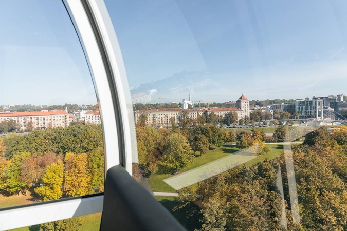 Sinoptikė: savaitgalis išliks šiltas, kitą savaitę stiprės vėjas