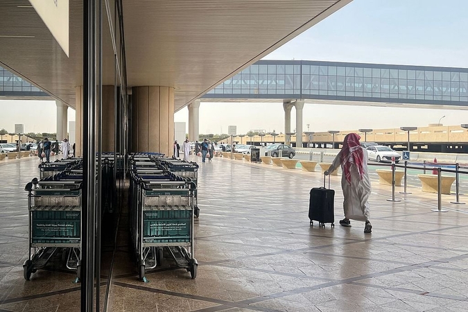 Saudo Arabijos oro uoste – sprogimas, evakuojami žmonės